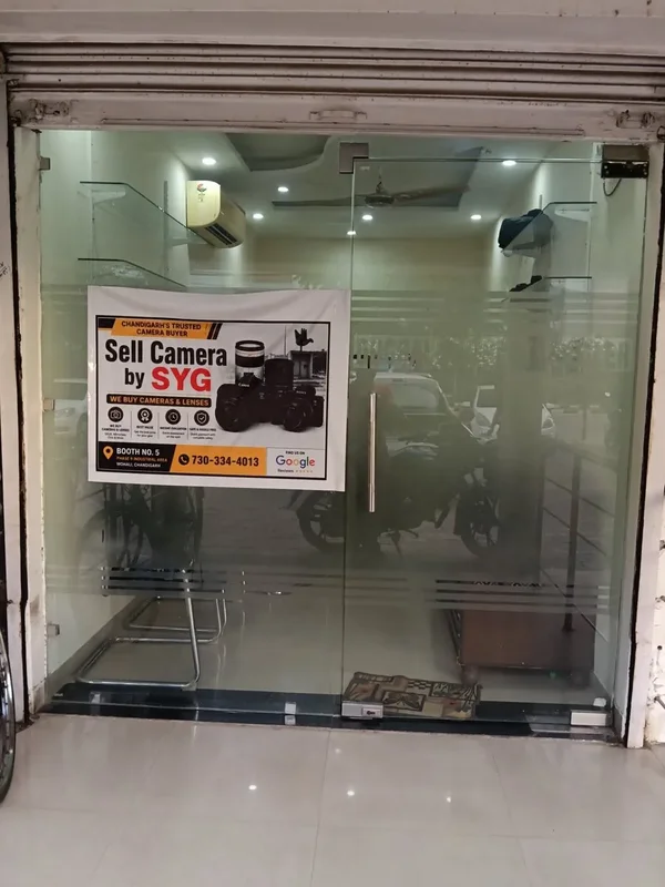 SYG Chandigarh (Mohali) camera store shopfront